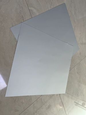 Chapa de Impressão CTP Sem Processo Branca Acinzentada Com Espessura de 0,15mm/0,30mm Para 100.000-300.000 Impressões