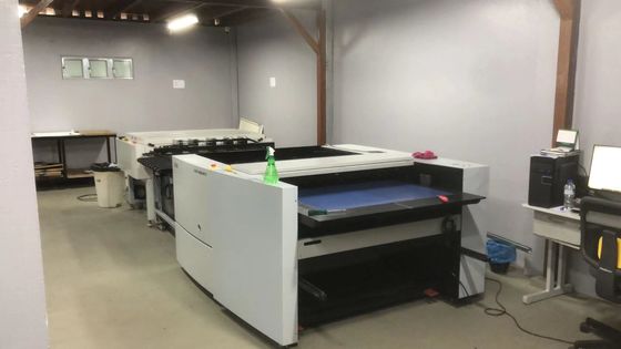 220V Voltagem Padrão 2020 Anos Máquina de Fabricação de Placas Térmicas Dimensão física 2300*1255*1200mm Repetitividade da placa ± 5 μm