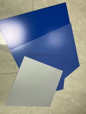 0Placa CTP térmica de.15 mm com tempo de desenvolvimento de 25 ± 5s e largura máxima da bobina de 1350 mm