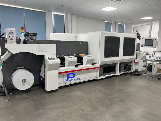 Impressora de impressão digital com ajuste de velocidade totalmente automático, oferecendo tinta pigmentada à base de água e resolução de 600x600dpi e 600x1200dpi para visuais nítidos