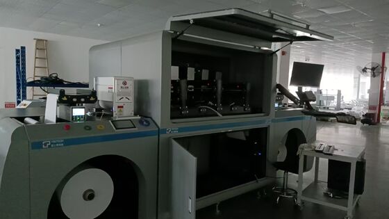 Impressão monocromática de duas faces Dispositivos de impressão digital inteligentes que oferecem uma interface de operação visual para a operação