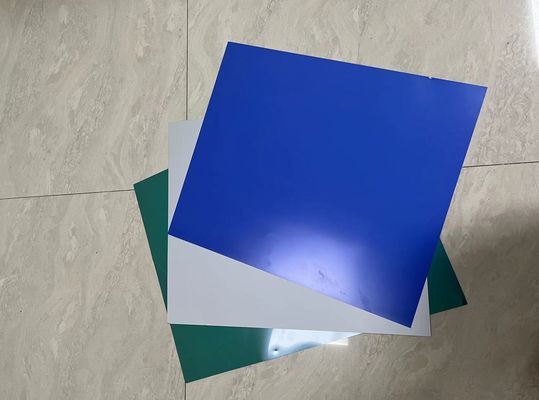 Placa de impressão CTP de alumínio de tamanho personalizado com software de fabricação de placas e espessura de 0,15-0,40 mm