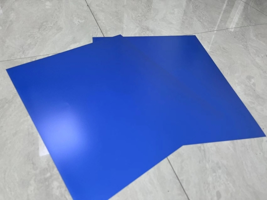 Placa CTP térmica de alumínio azul com design perfurado 150000 vezes de impressão 0,15-0,40 mm