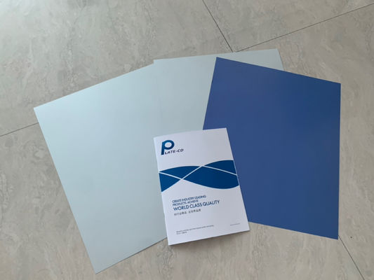 Placa CTP sem processo CD-RM com 1350 mm Largura máxima da bobina 22-25s Tempo de produção e período de validade de 18 meses