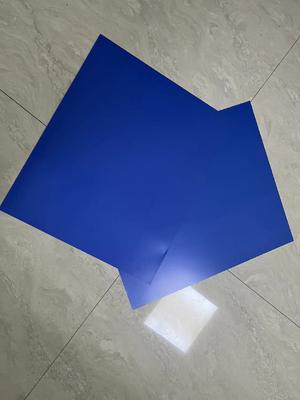 Placa CTP de camada dupla com luzes amarelas seguras 24 meses de garantia de qualidade e diâmetro de 0,15 mm a 0,40 mm para impressão de alta qualidade